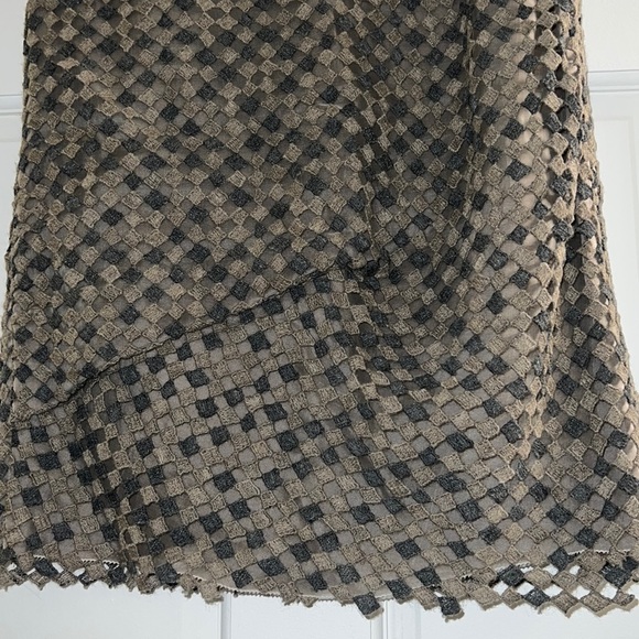 Marc Jacobs Diamond Crochet Overlay Pintuck Pencil Skirt Size 6 Taupe/Grey - Picture 5 of 13